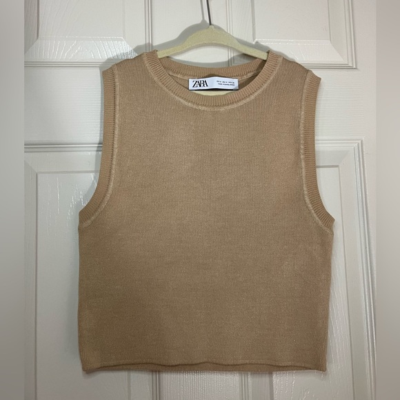 Zara Sweaters - NWOT Tan ZARA cropped sweater vest